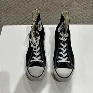 Converse Chuck Taylor All Star Classic High Top